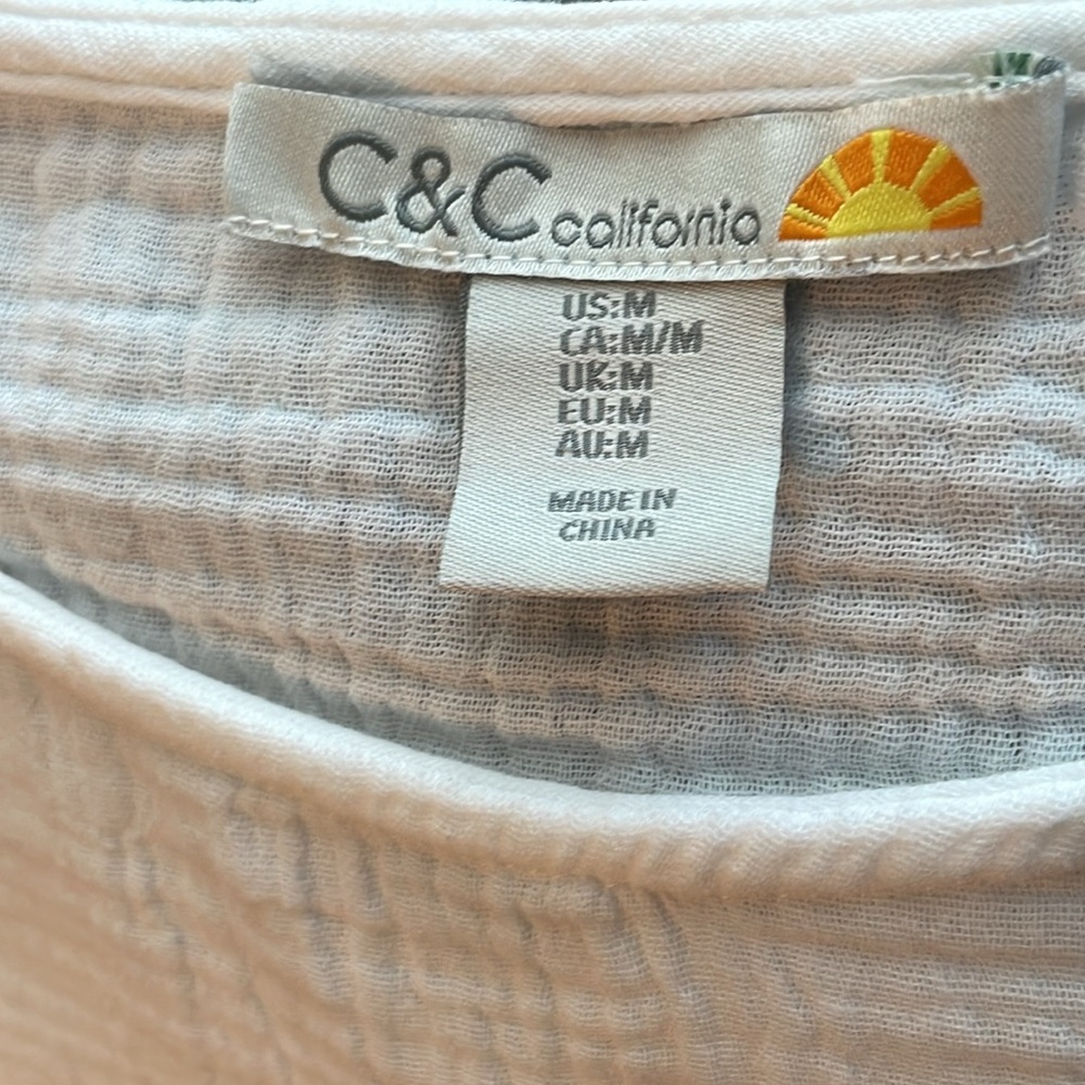 C&C CALIFORNIA COTTON TOP. - Picture 4 of 5